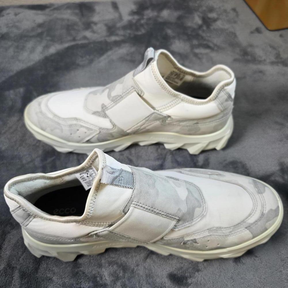 ECCO Women's Mx Low Slip on Leather Sneaker Sz 9-9.5 - Picture 4 of 11